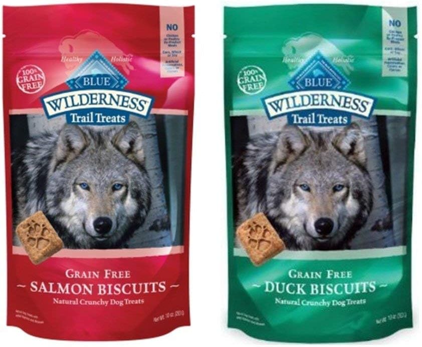 Blue Buffalo Wilderness Trail Treats Crunchy Dog Biscuits, Duck & Salmon Bundle